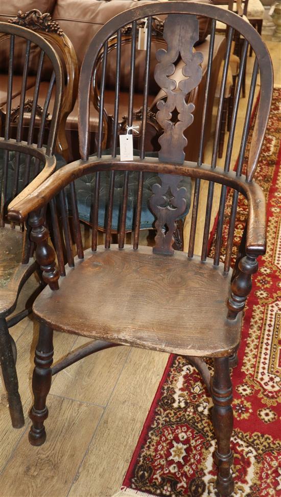 A 19th century elm and beech Windsor elbow chair